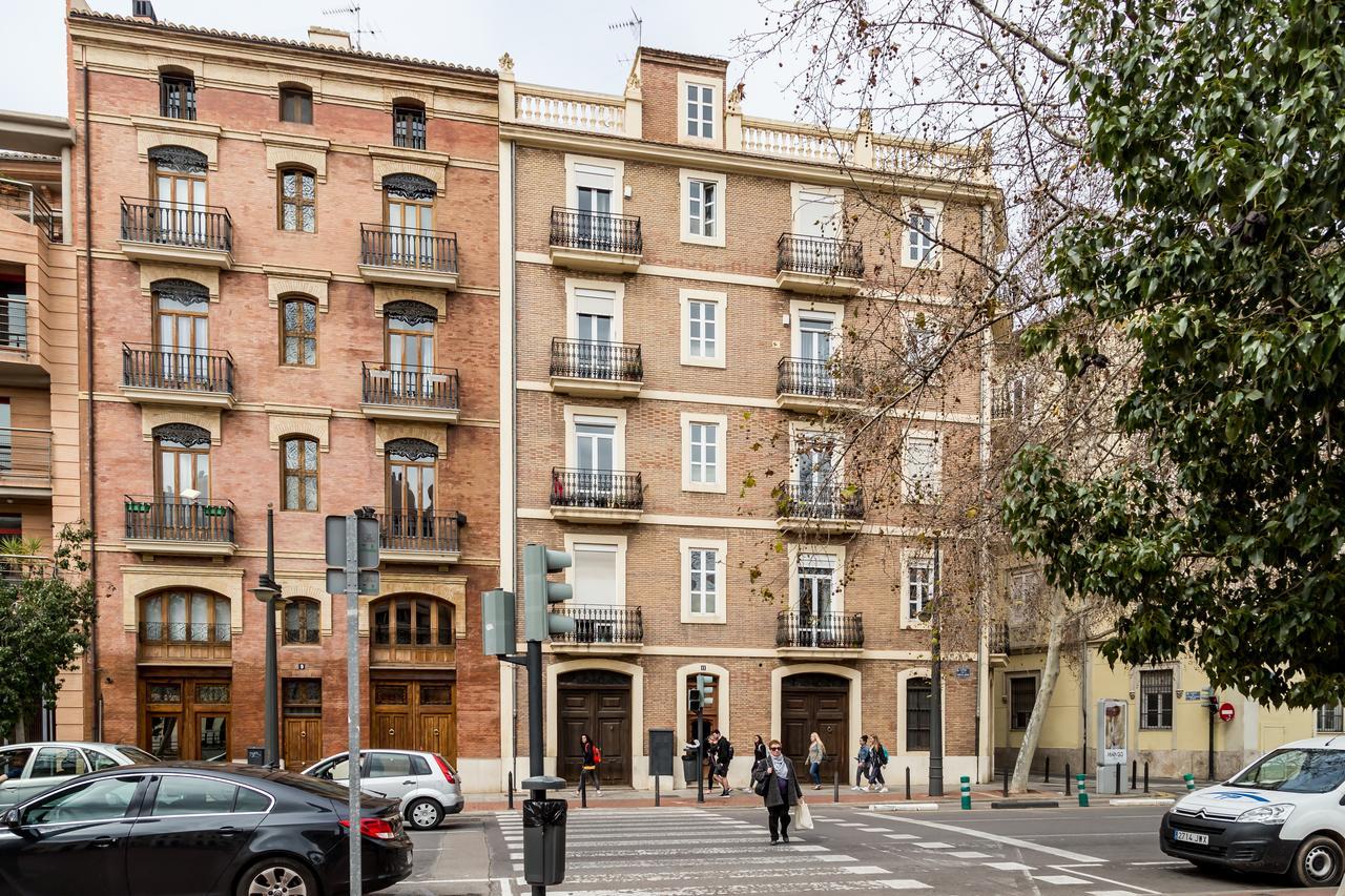 Travel Habitat Jardines Rio Turia. Appartement Valencia Buitenkant foto